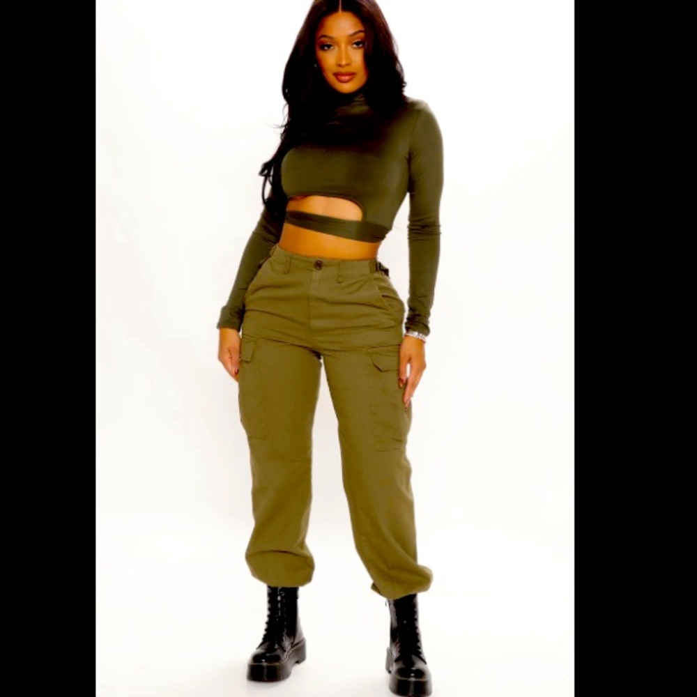 Fashion Nova cargo joggers